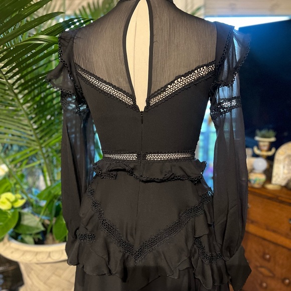 Vintage Vixenz - Picture 4 of 7